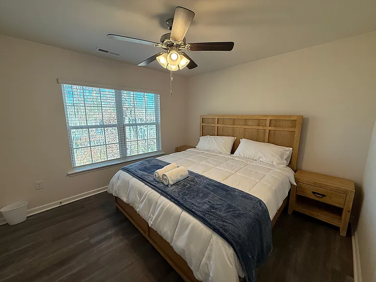 4153 Trevino Dr — Photo 29
