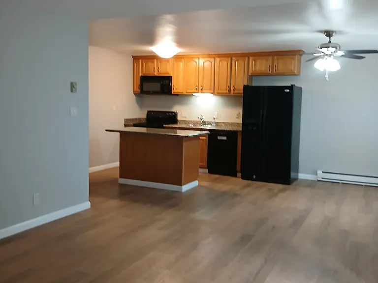 1036 Oak Grove Rd #33 — Photo 1
