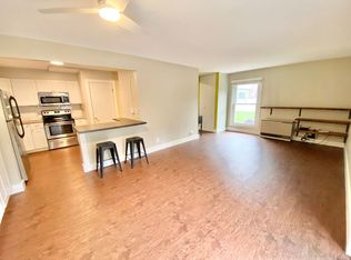 180 Ledgewood Cir, Burlington, VT 05401