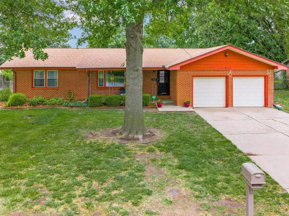 735 N Chickadee Ln, Wichita, KS 67212