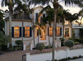 40 5th AVE S, NAPLES, FL 34102