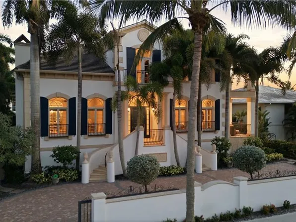 40 5th AVE S, NAPLES, FL 34102