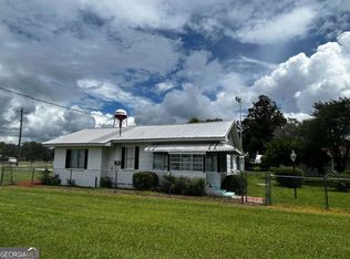 25 Jefferson St, Hoboken, GA 31542