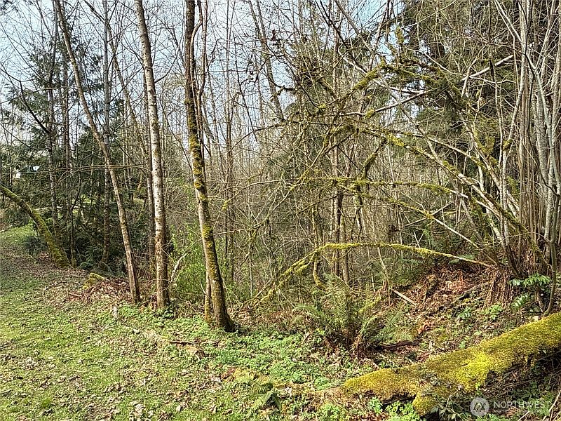 3rd image of 22 XXX 212th Avenue SE