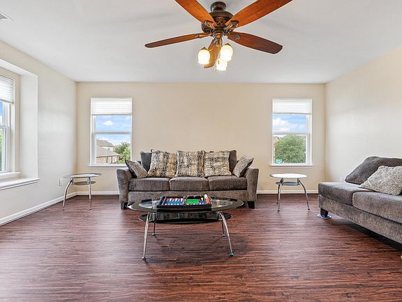 5th image of 1103 Belt Rose Ct