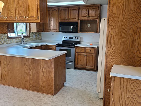 5th image of 2390 Cedar Ridge Ct