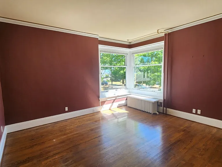 3316 Grand Ave — Photo 5