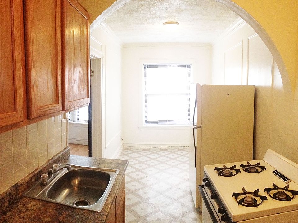 1st image of 5220 S Harper Ave APT 303
