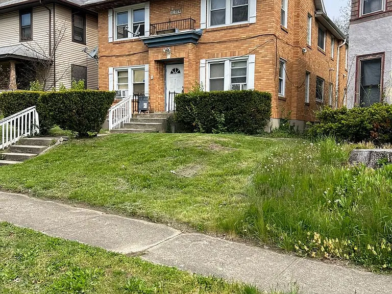 79 W Norman Ave — Photo 1