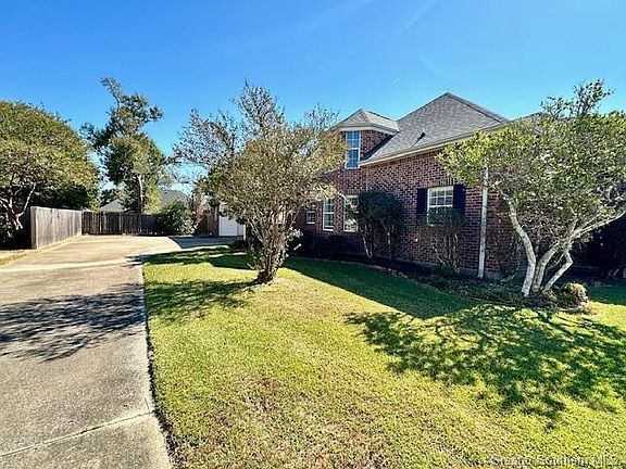 3rd image of 4041 Barbe Wood Dr