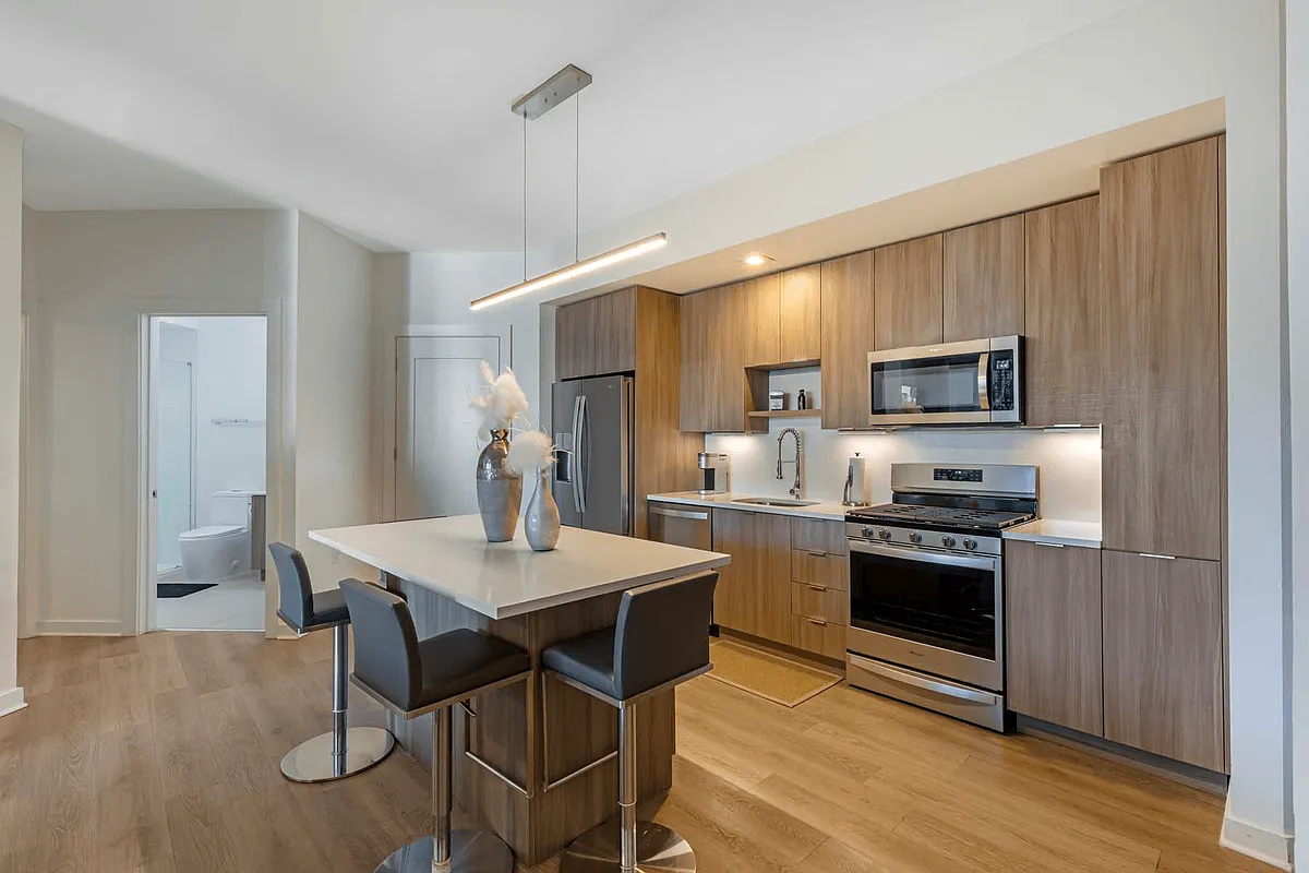 Kitchen - The Deco at 5211
