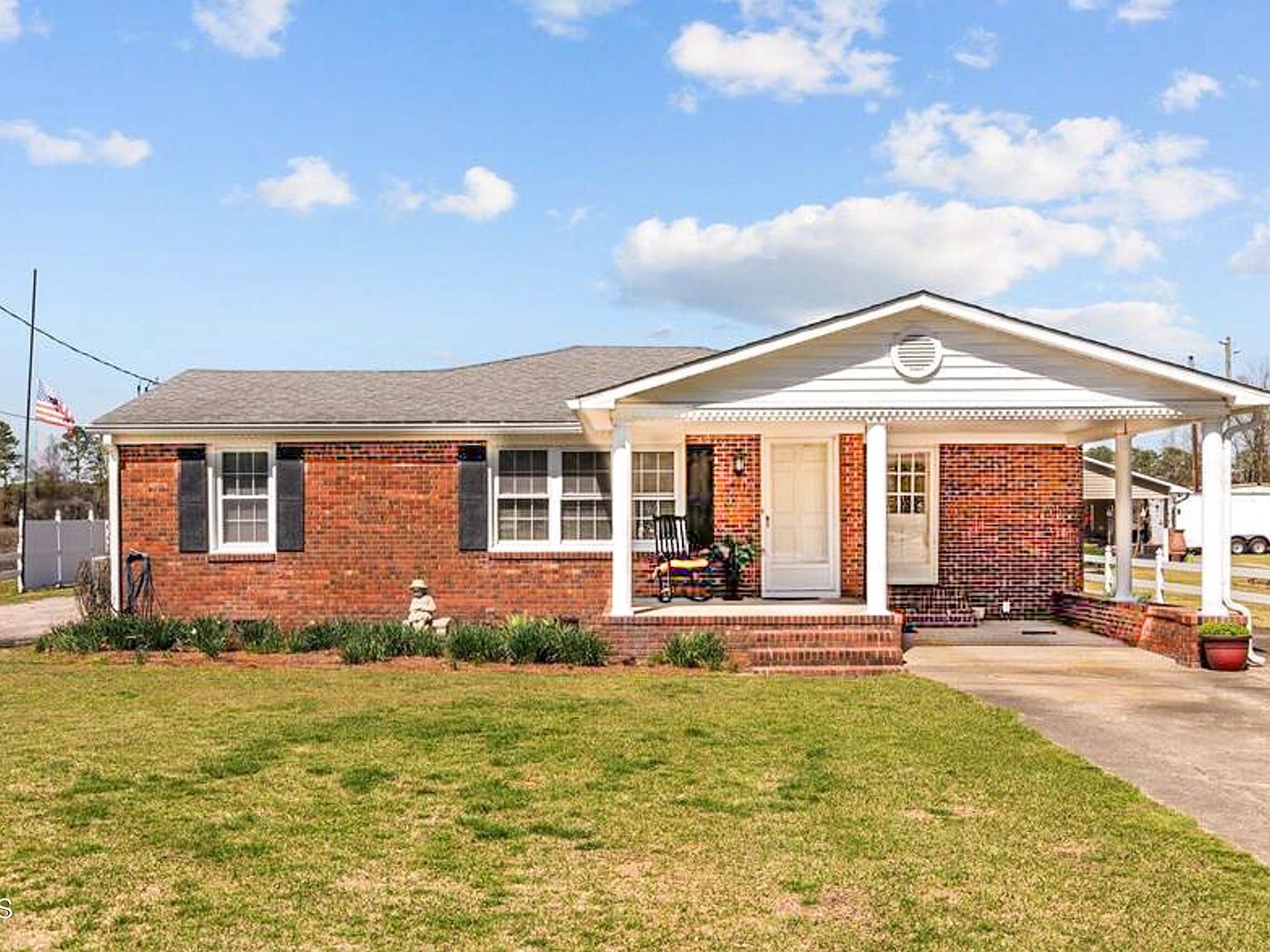 437 E Kornegay Street, Dover, NC 28526 | MLS #100497880 | Zillow