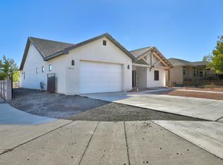 6616 Meadow Lake Pl NW, Albuquerque, NM 87120