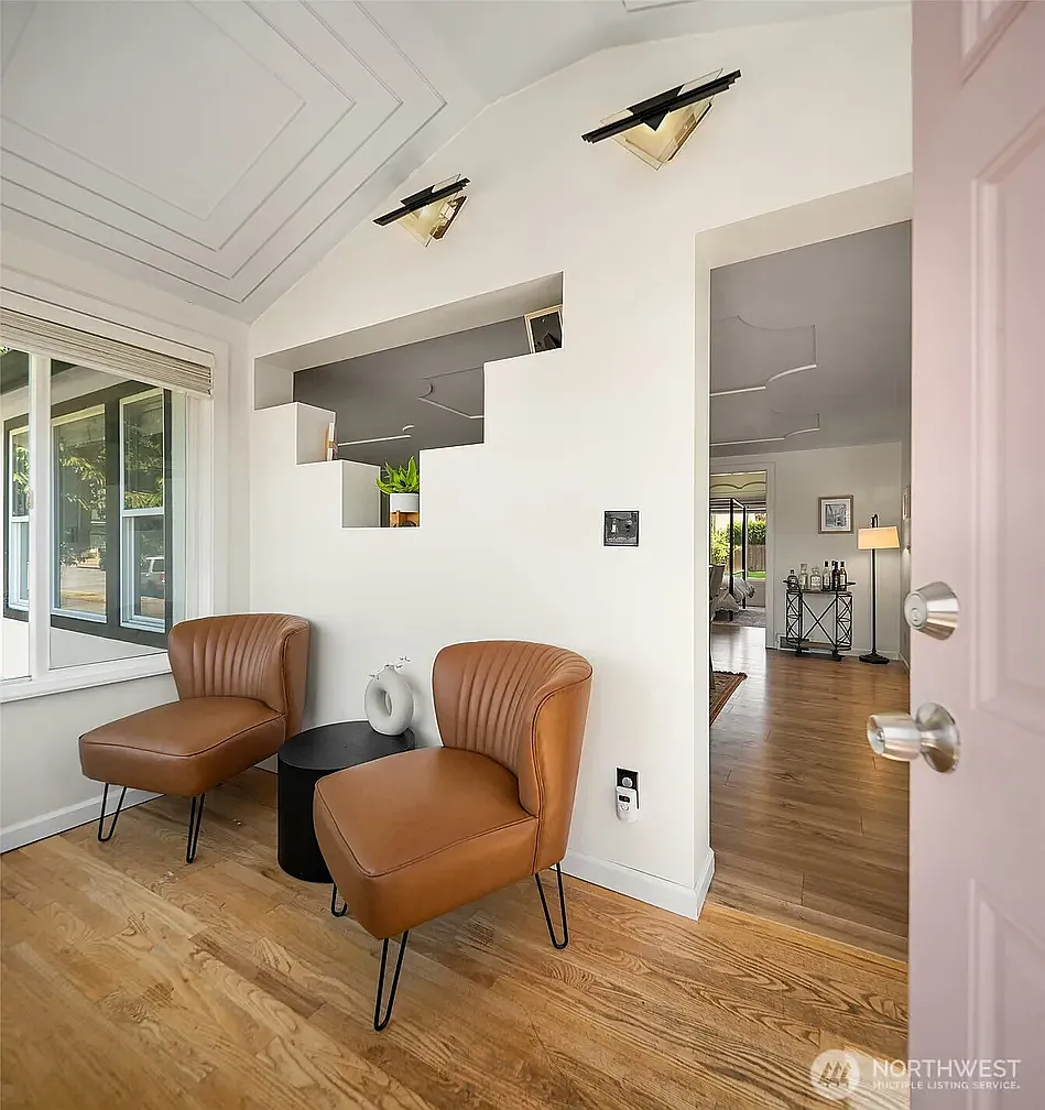 3 bed, 1456 sqft, $3,000 — Photo 4