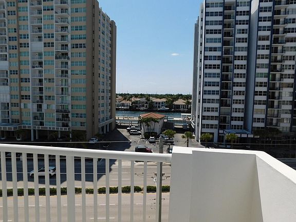 5th image of 1601 S Ocean Drive #601