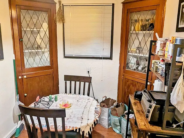 79 Rugby Ave #1 — Photo 17