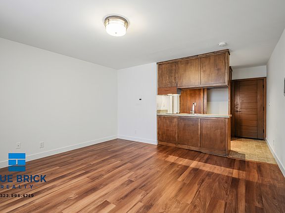 4th image of 1832 Purdue Ave APT 205
