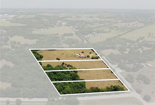 2nd image of 260 Terry Ln
