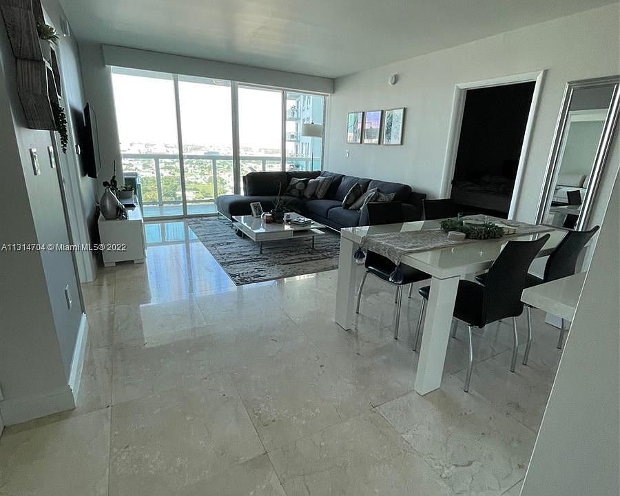 1st image of 1800 N Bayshore Dr APT 3210