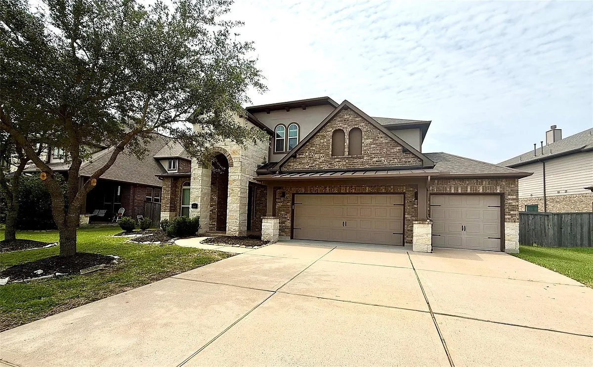 Building Photo - 25610 Fleming Lodge Ln