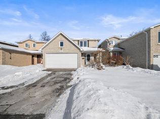 151 Maberley Cres, Toronto, ON M1C3Y1