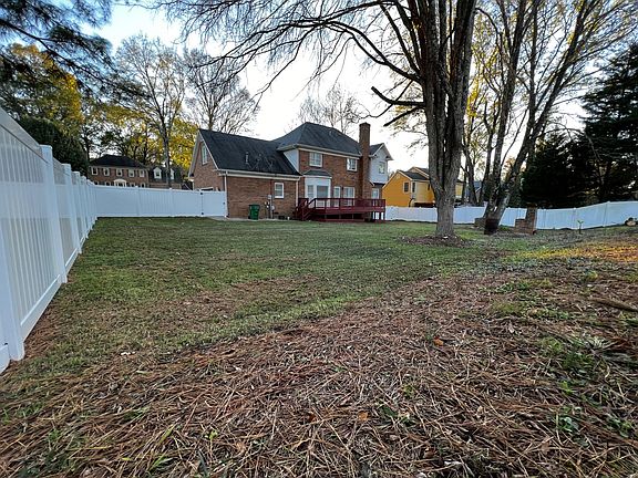 3rd image of 6523 Wickville Dr