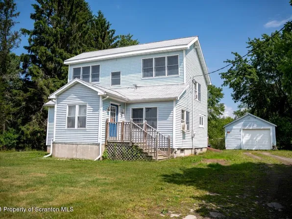 645 Purdy Rd, Dalton, PA 18414