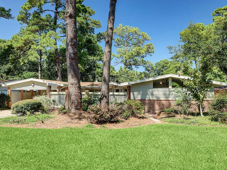 10226 Ivyridge Rd — Photo 1