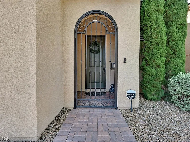 12270 Sandy Peak Ave — Photo 2