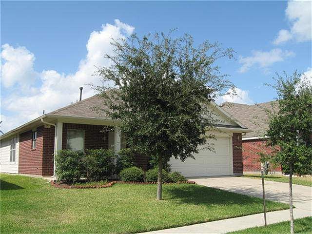 1st image of 10922 Mossy Hollow Ln