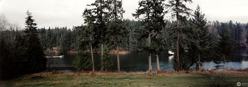 4th image of 3093 SE Kamilche Point Road