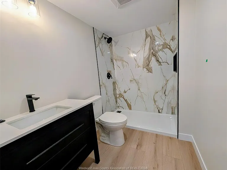 1711 Ford Blvd #2 — Photo 5