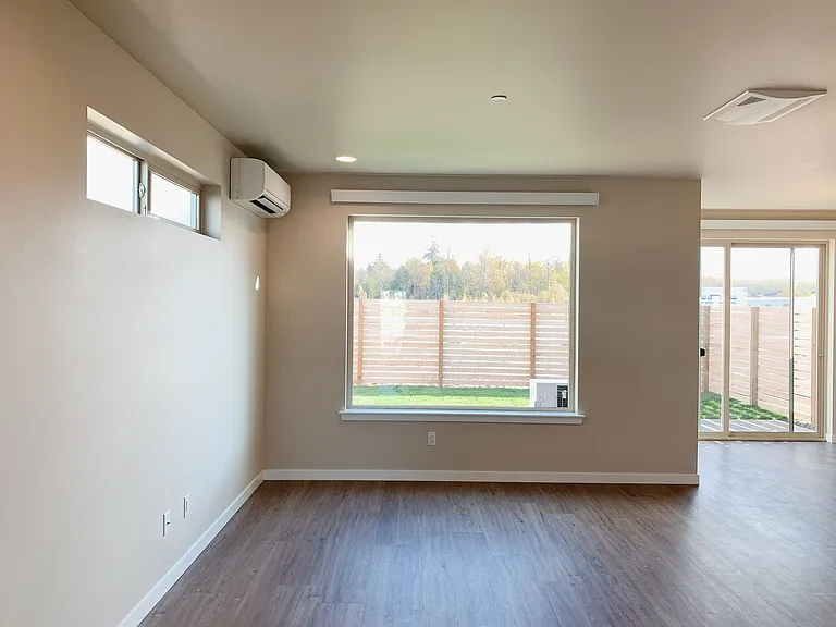 4844 Springside St — Photo 27