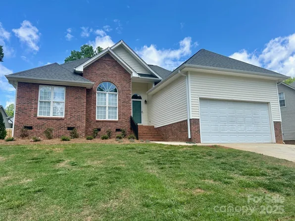 3776 Kennedy Rd, Gastonia, NC 28056