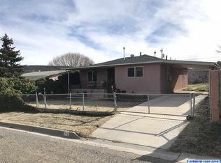 715 Guinevan St, Bayard, NM 88023