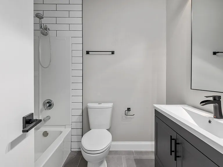 1112 Sombrero Trl — Photo 17