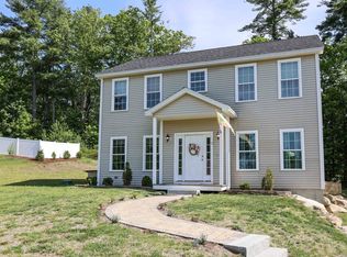 3 Jadyns Way, Fremont, NH 03044