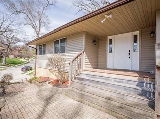 2904 32nd Ave, Moline, IL 61265