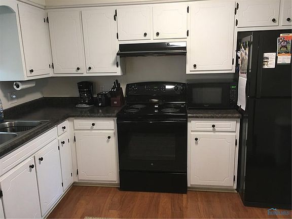 3rd image of 714 Jefferson Dr