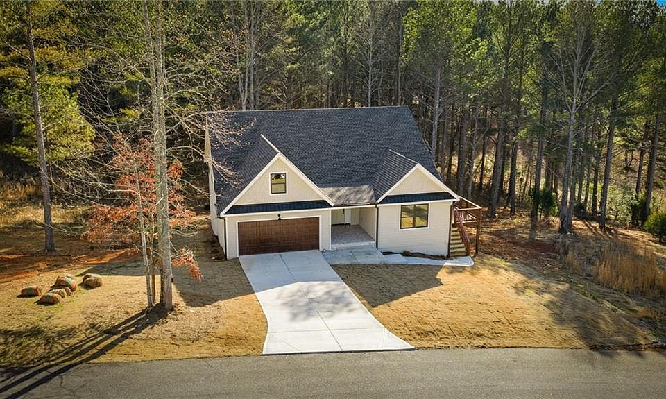 1st image of 43 Inwood Ln