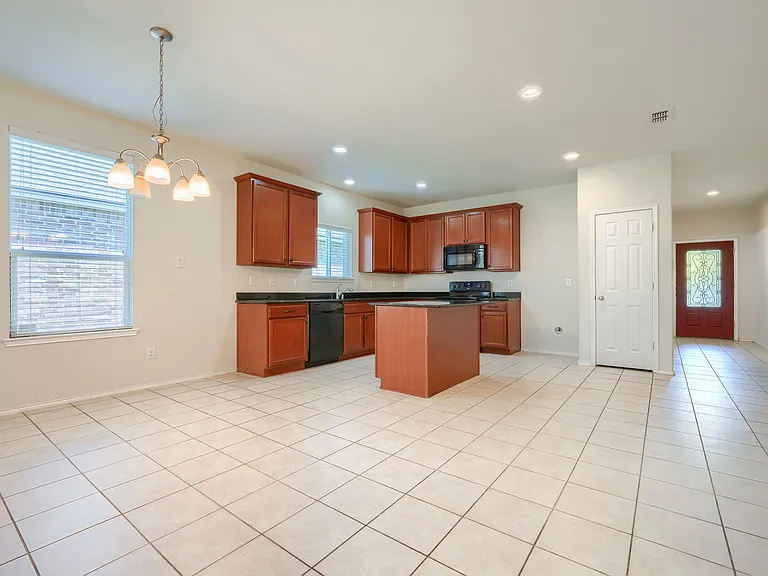 10233 Pyrite Dr — Photo 5