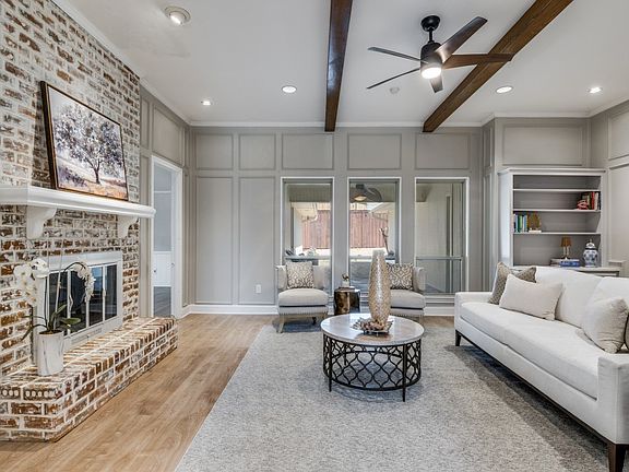 5th image of 2810 Club Meadow Dr