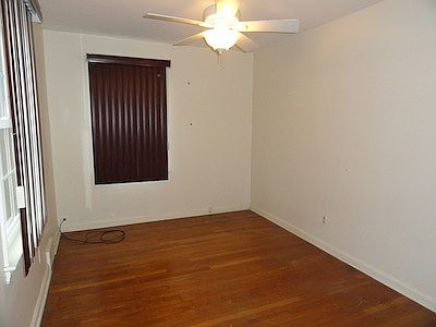 5th image of 3673 Glencairn Rd