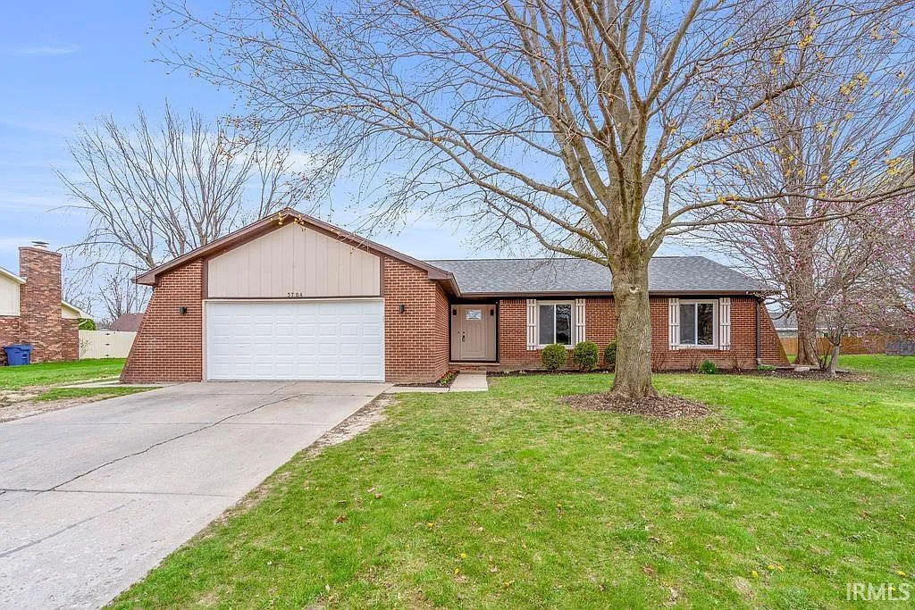 3704 Candy Ln photo 1