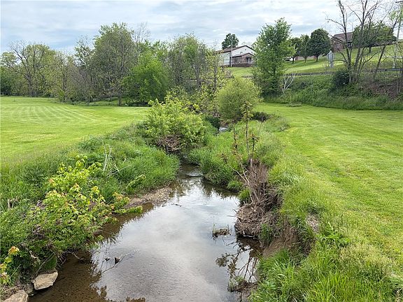 5th image of 420 Old Plank Rd