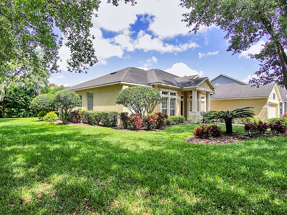 3rd image of 5711 Eaglemount Cir