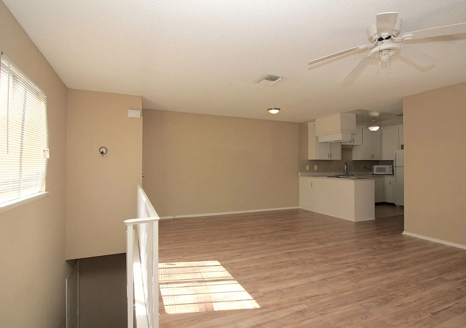 1470 Elizabeth Avenue #4, Las Vegas, NV 89119 — Photo 4