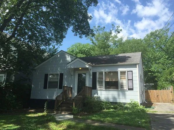 219 38th Ave N, Nashville, TN 37209