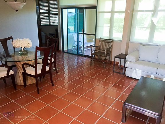 Dining / Living area