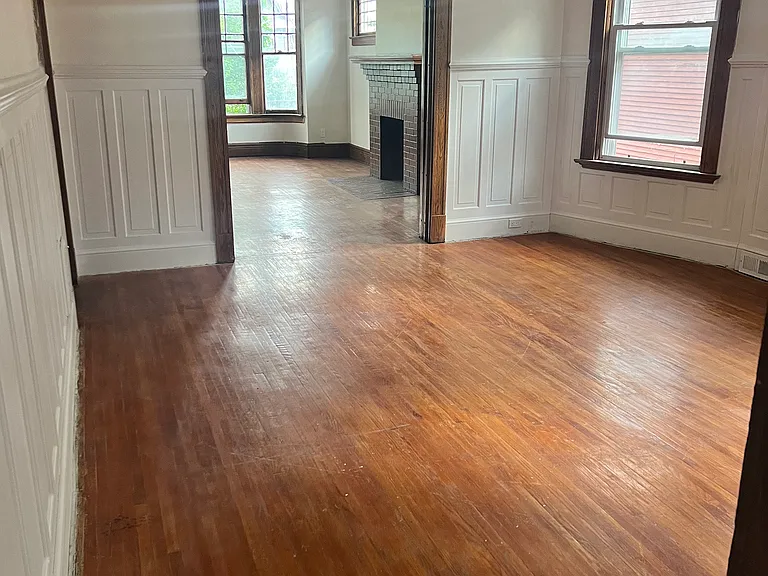 426 W Delavan Ave #UPPER — Photo 8